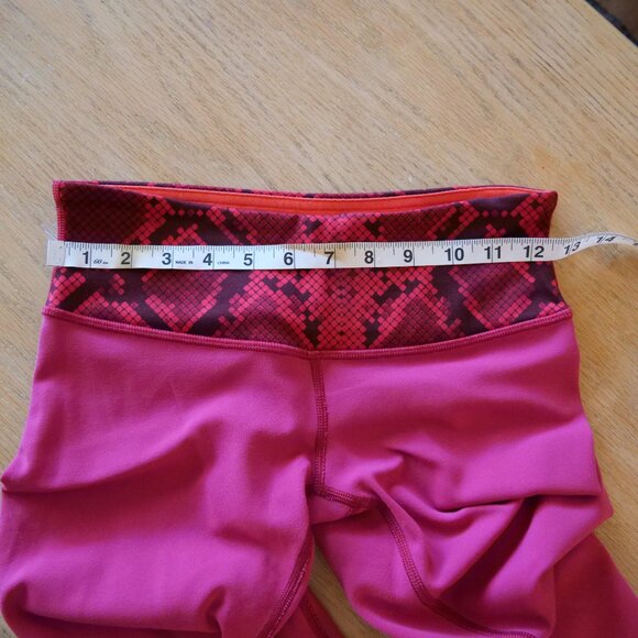 Lululemon snake print waistband leggings (Size 4, berry/orange) - Picture 6 of 6